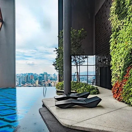 Scarletz Suites Klcc By Minshuku